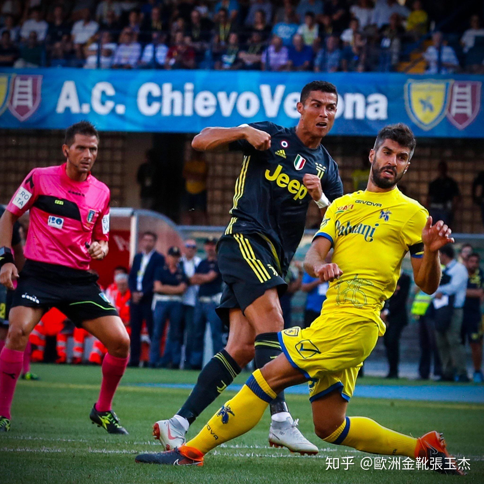 卢指导：哈登和伦纳德正全力投入扭转颓势，前者知道如何打球