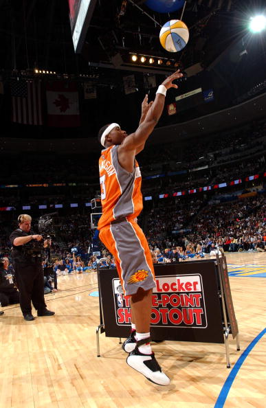 摩根：梅西最近也做了类似的肘击动作，却没人采取任何行动